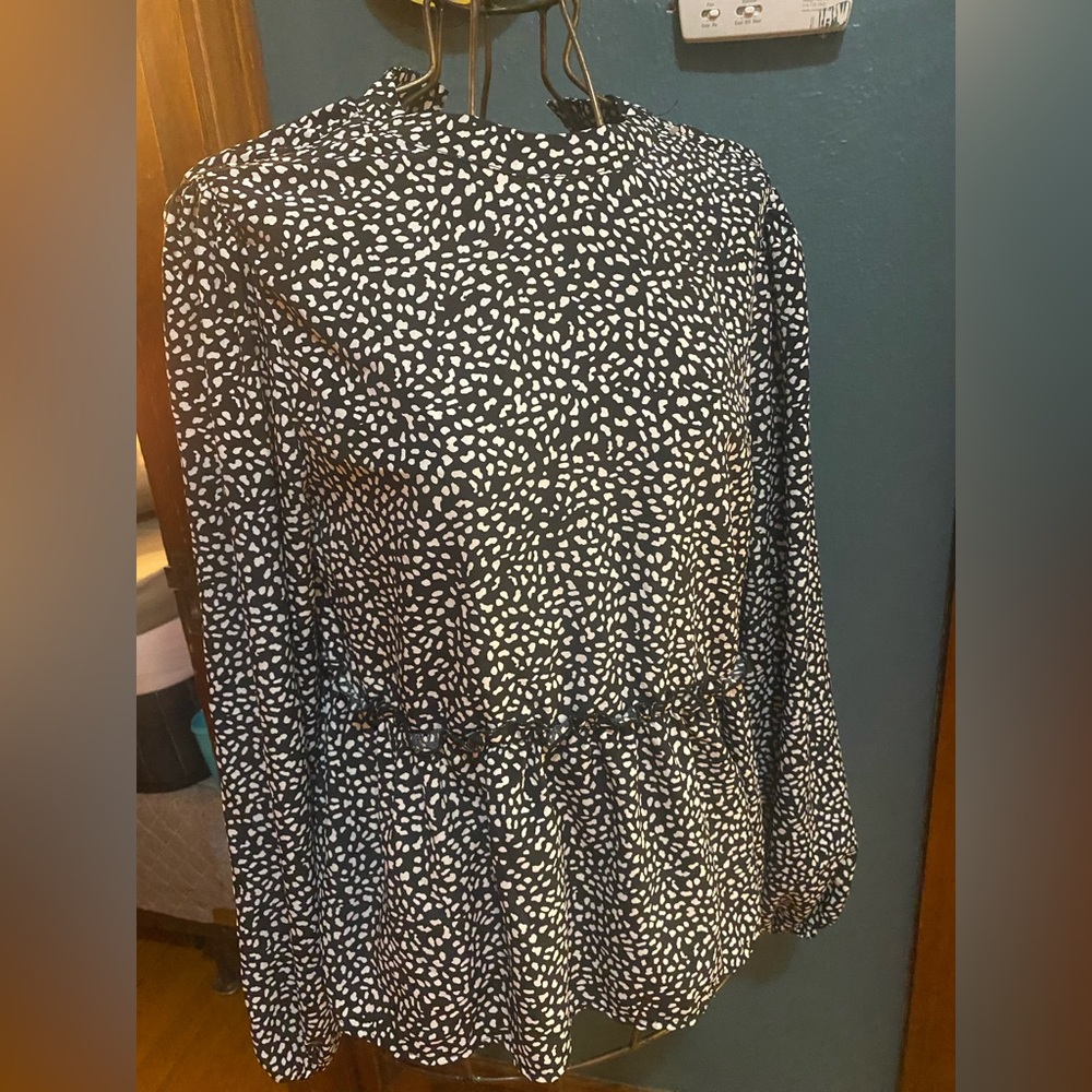Sanctuary Black and White Patterned Blouse